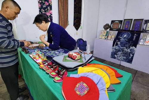 2021年 消費促進月 都勻市名優特農產品旅游產品促銷會舉行